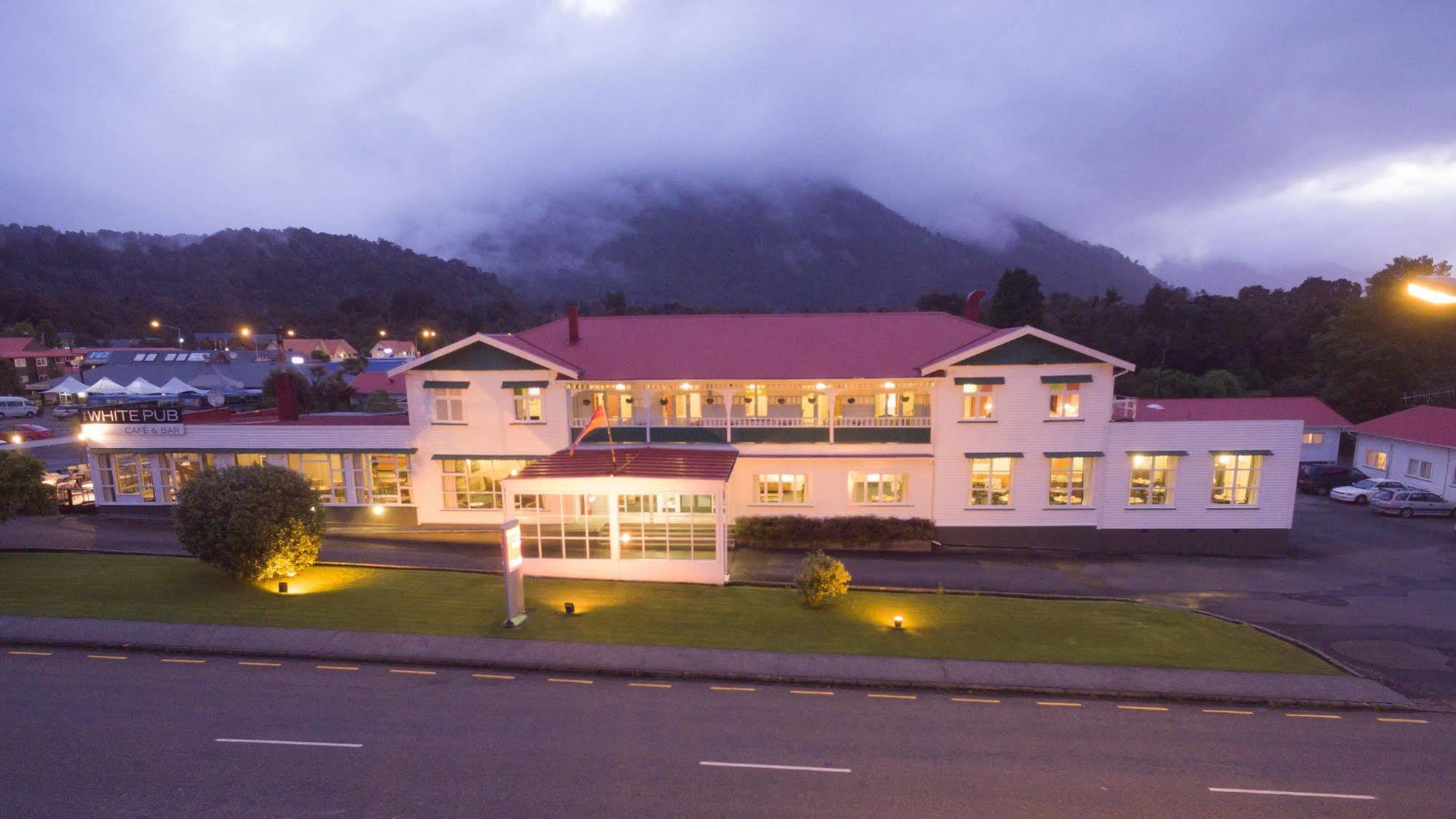 Heartland Hotel Fox Glacier Zewnętrze zdjęcie